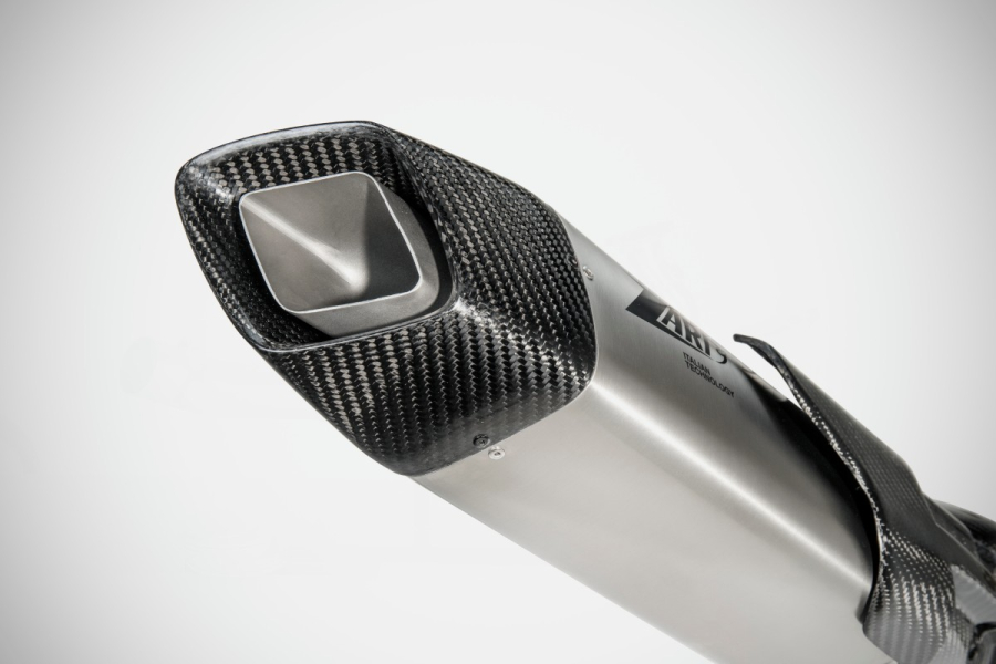 Zard BMW R 1300 GS Adventure Bj. 2023- Slip on 2-1 Titan mit Carbon Endkappe